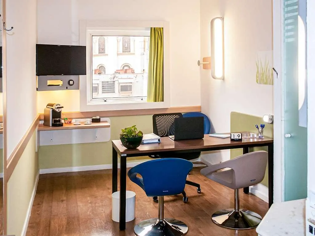 Ibis Budget Sao Paulo Paraiso 2*,
