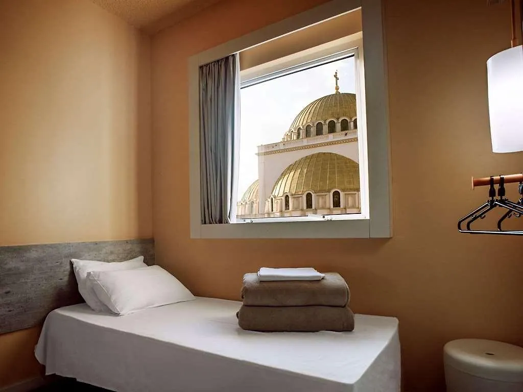Ibis Budget Sao Paulo Paraiso 2*,