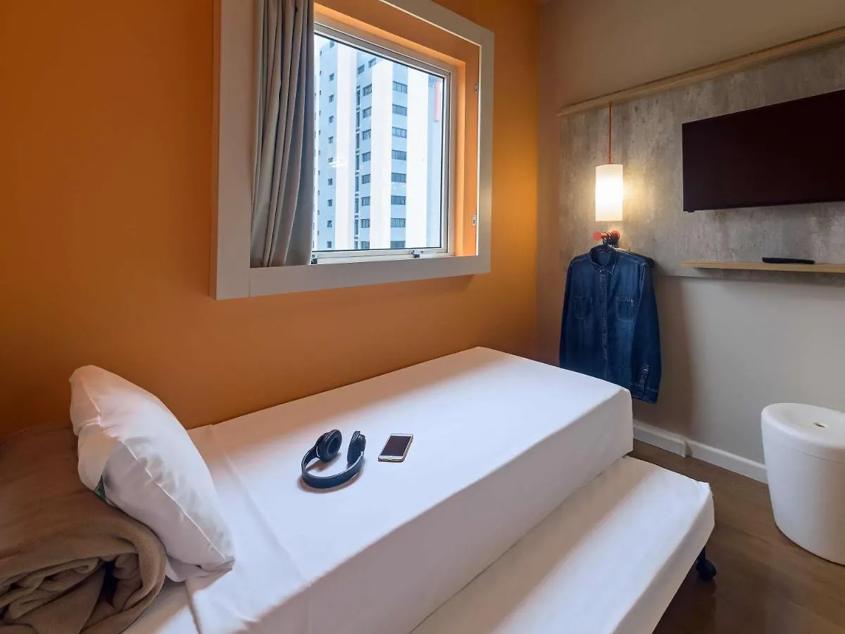 Ibis Budget Sao Paulo Paraiso 2*,  브라질