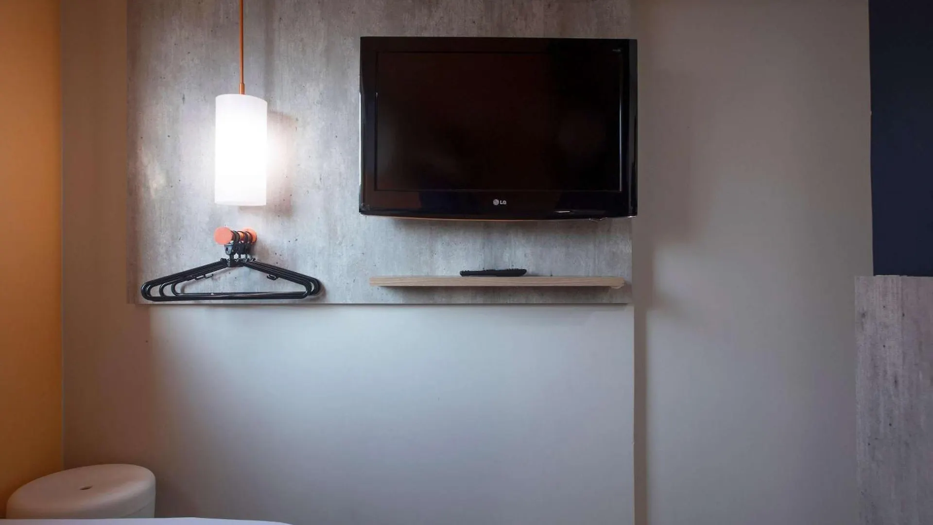Ibis Budget Sao Paulo Paraiso 2*,